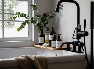 北區廁所工程，管線重拉與泥作打底