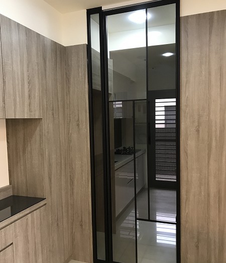 台南細鋁框拉門書房應用 - 清新藍灰色調