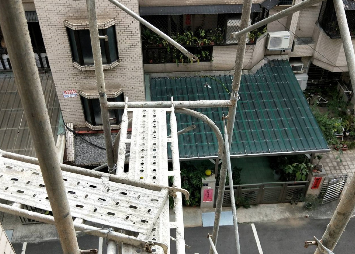 鷹勇好戰 三民區鷹架工程團隊與實景