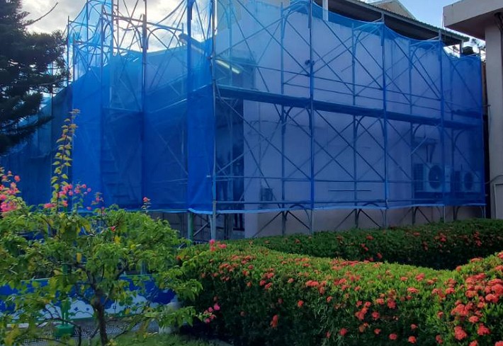 懸吊式鷹架施工流程圖